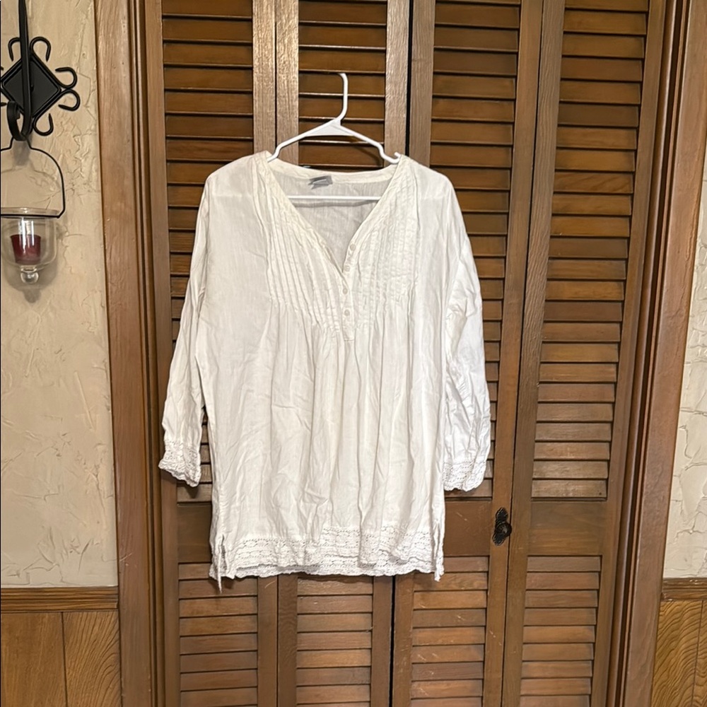 White Relaxed Ribbed Tunic with Bib Collar